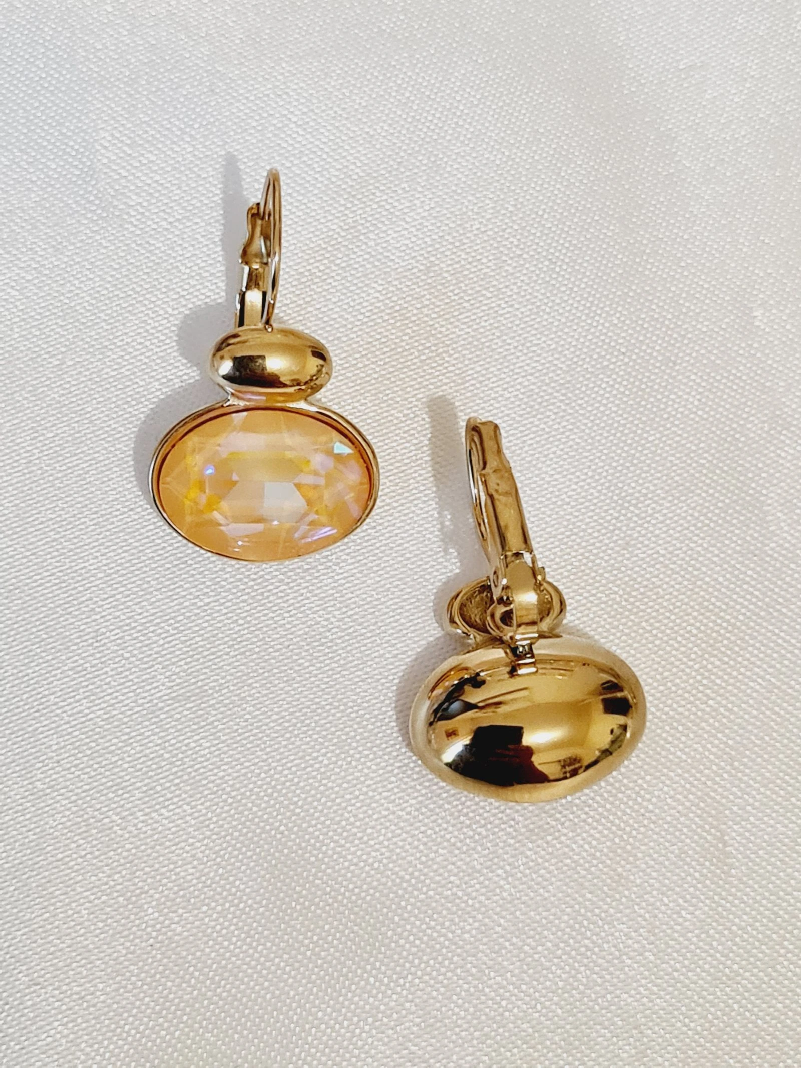 Boucles d'oreilles dorées cristaux abricots  – photo 3